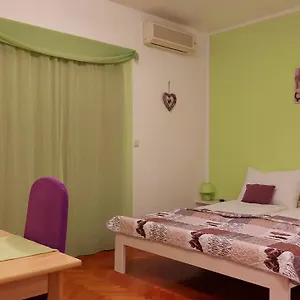 Istranova Apartmán