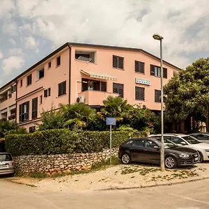 Apartments Romano Apartmán
