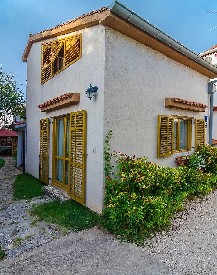 Apartments Marija & Pepa Rovinj 0*,